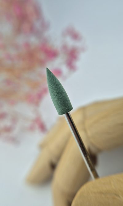 F231 - Gumka stożek zielony 6x16